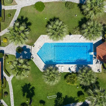 Coconut & Vanilla & Pineapple Pool #feelslikehome Tatil Evi Kriopigi