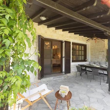 Coconut & Vanilla & Pineapple Pool #feelslikehome Kriopigi