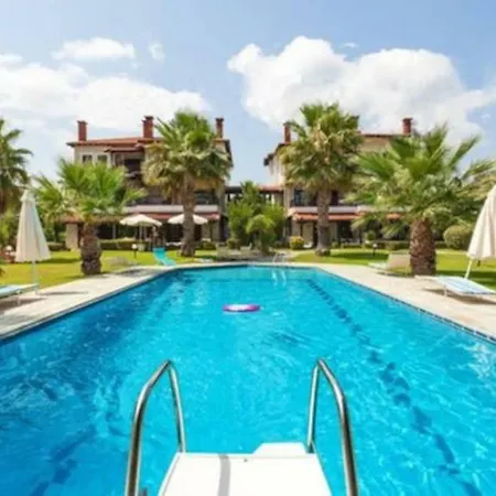 Coconut & Vanilla & Pineapple Pool #feelslikehome Hébergement de vacances *