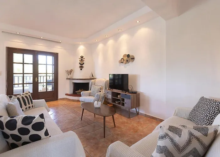 Coconut & Vanilla & Pineapple Pool #feelslikehome Kriopigi