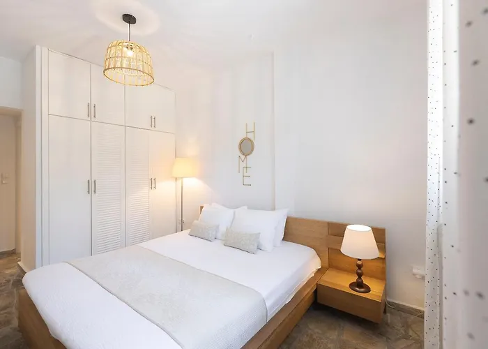 Coconut & Vanilla & Pineapple Pool #feelslikehome