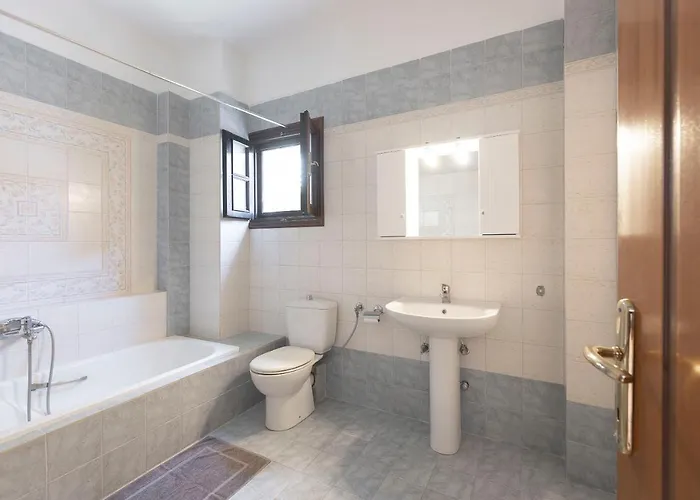 Coconut & Vanilla & Pineapple Pool #feelslikehome Kriopigi